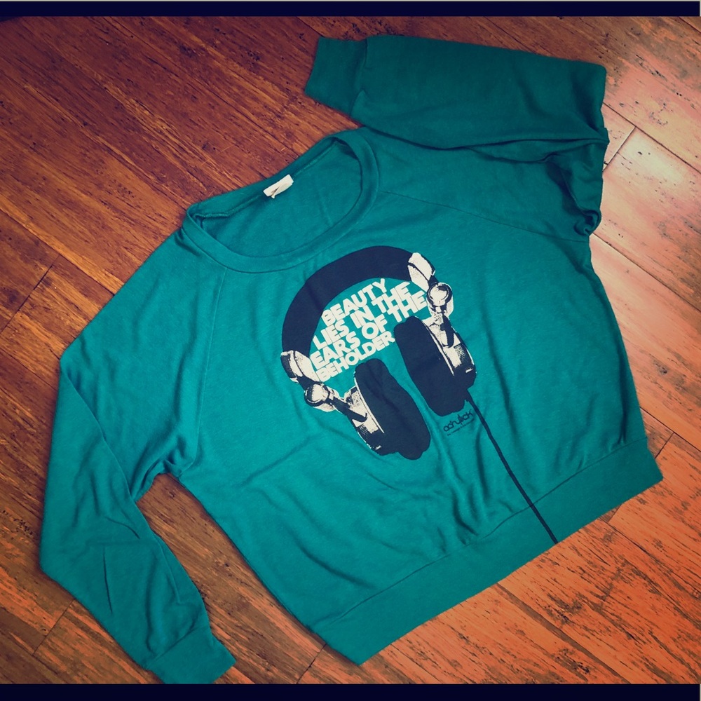 Beauty Lies in the Ears... graphic long sleeve top